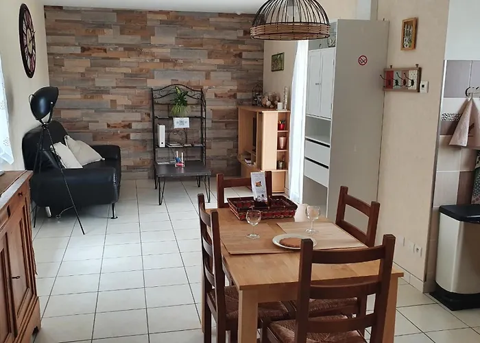 Holiday home Agapanthe *